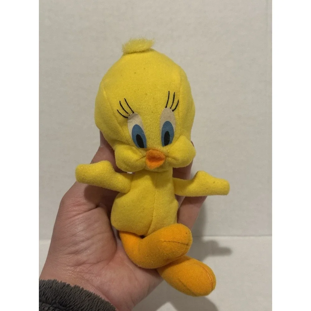 Lot Of 1990's (4)Vintage Tweety Bird & (1)Sylvester Cat Stuffed Animal Lot